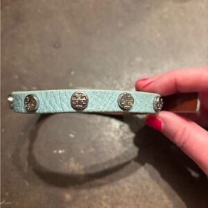 Tory Burch EUC Blue Leather Chocker Necklace